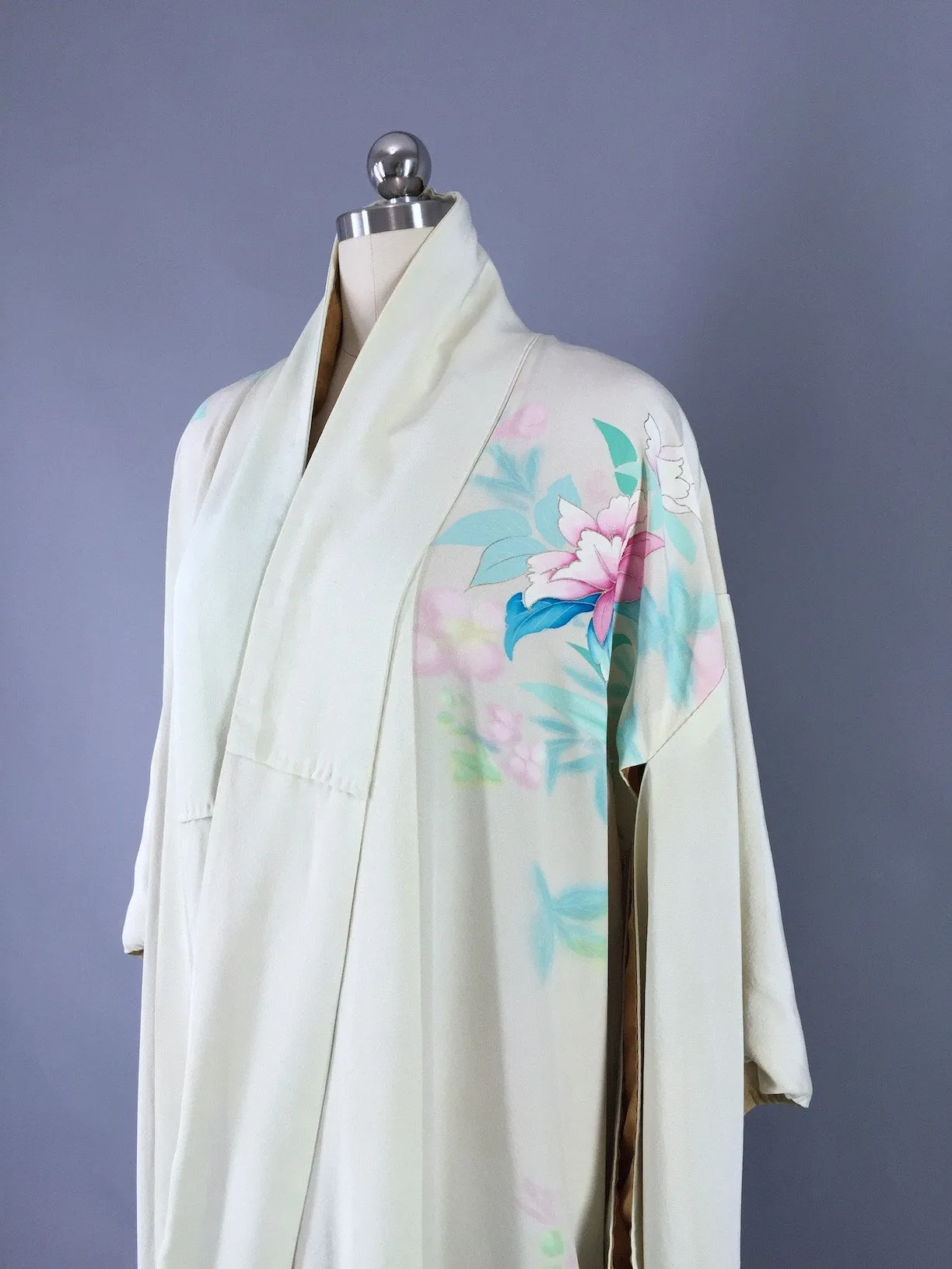 1950s Vintage Silk Kimono Robe / Aqua Floral