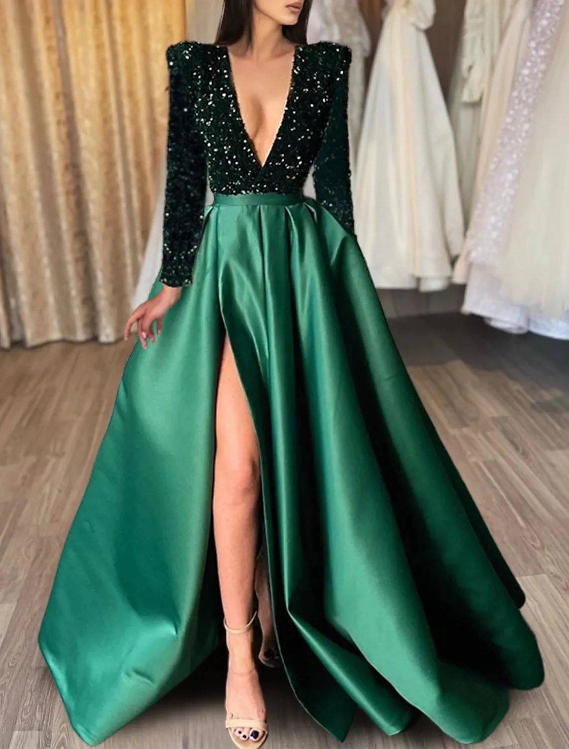 A-Line Evening Gown Christmas Red Green Dress Formal Black Dress Plus Size Wedding Court Train Half Sleeve V Neck Satin with Sequin Slit