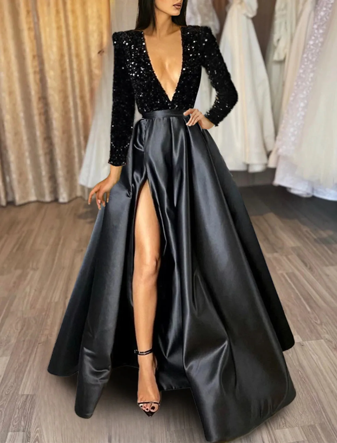 A-Line Evening Gown Christmas Red Green Dress Formal Black Dress Plus Size Wedding Court Train Half Sleeve V Neck Satin with Sequin Slit