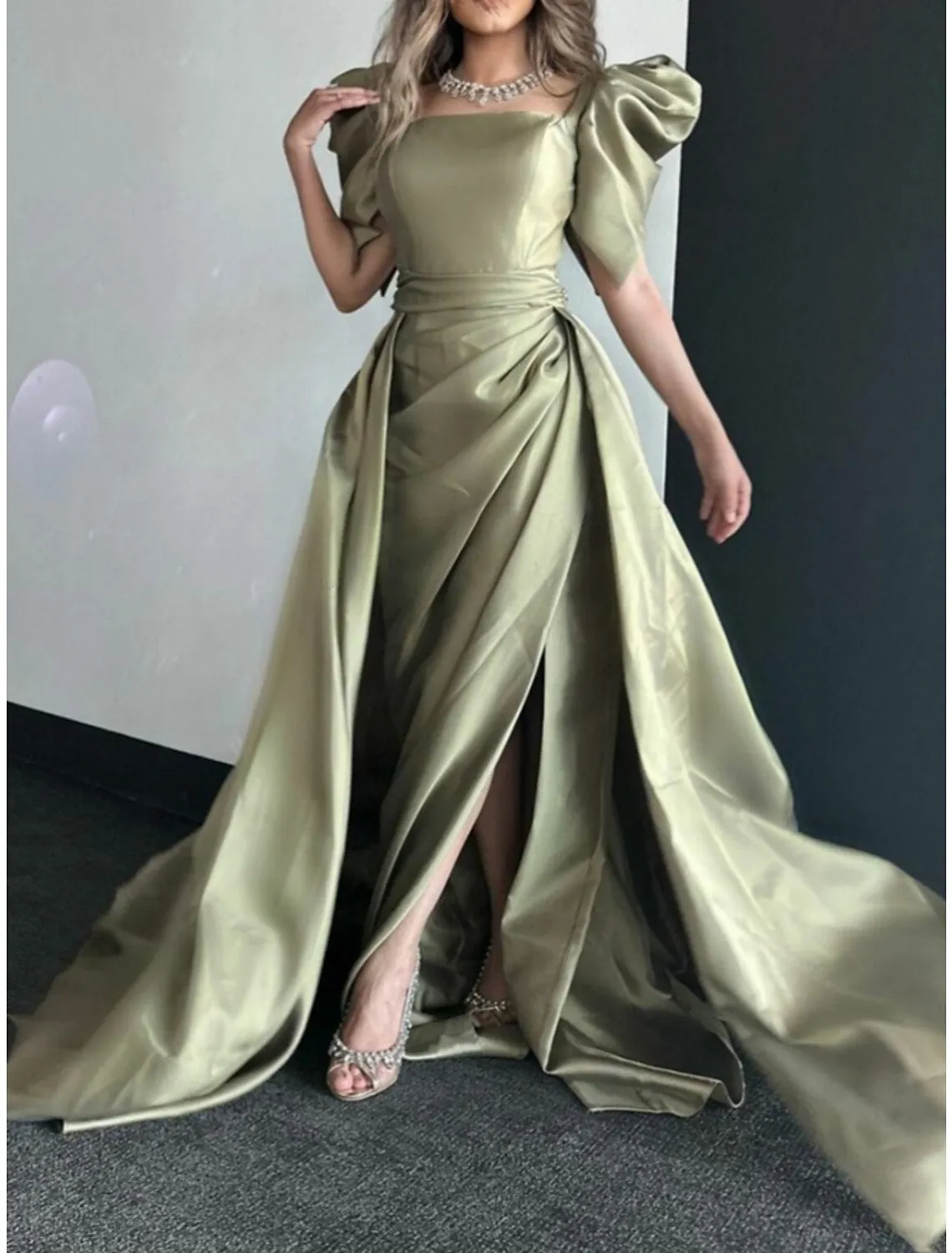 A-Line Evening Gown Elegant Dress Formal Christmas Red Green Dress Court Train Short Sleeve Square Neck Satin with Pleats Ruched Slit