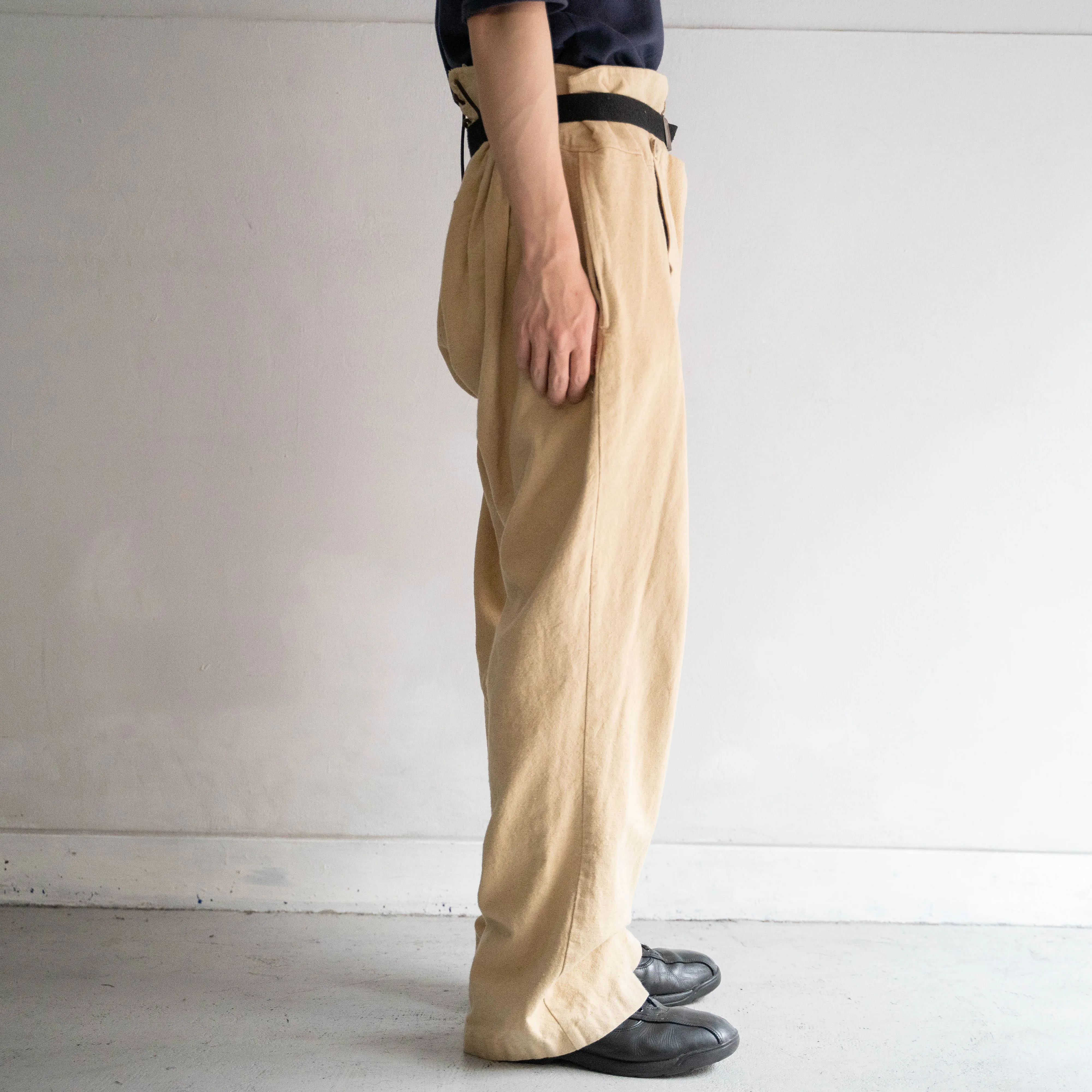 around 1980s beige color linen sailor pants