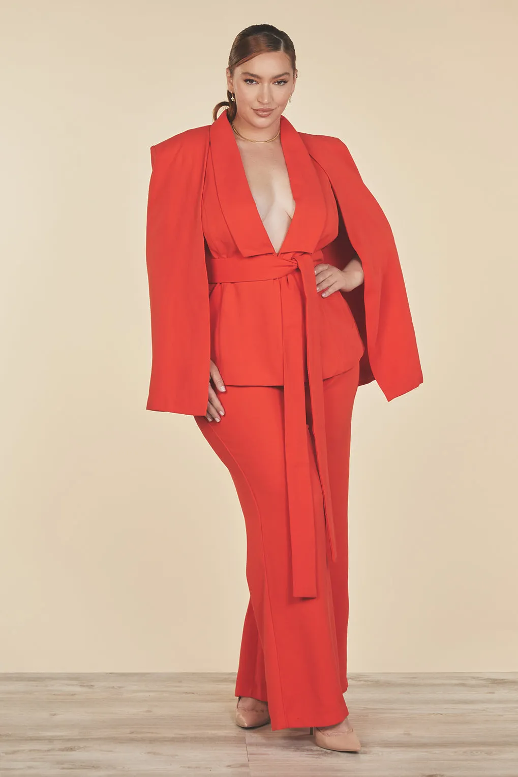 Kayla Curvy Cape Suit Set