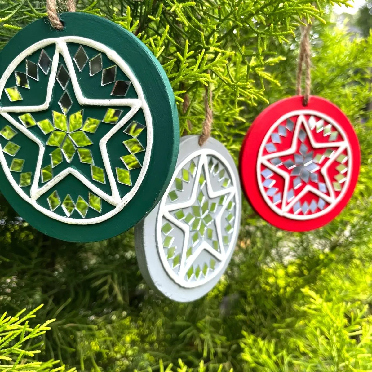 Starry Sparkle Handcrafted Mud & Mirror Lippan Christmas Tree Ornaments (Set of 3)