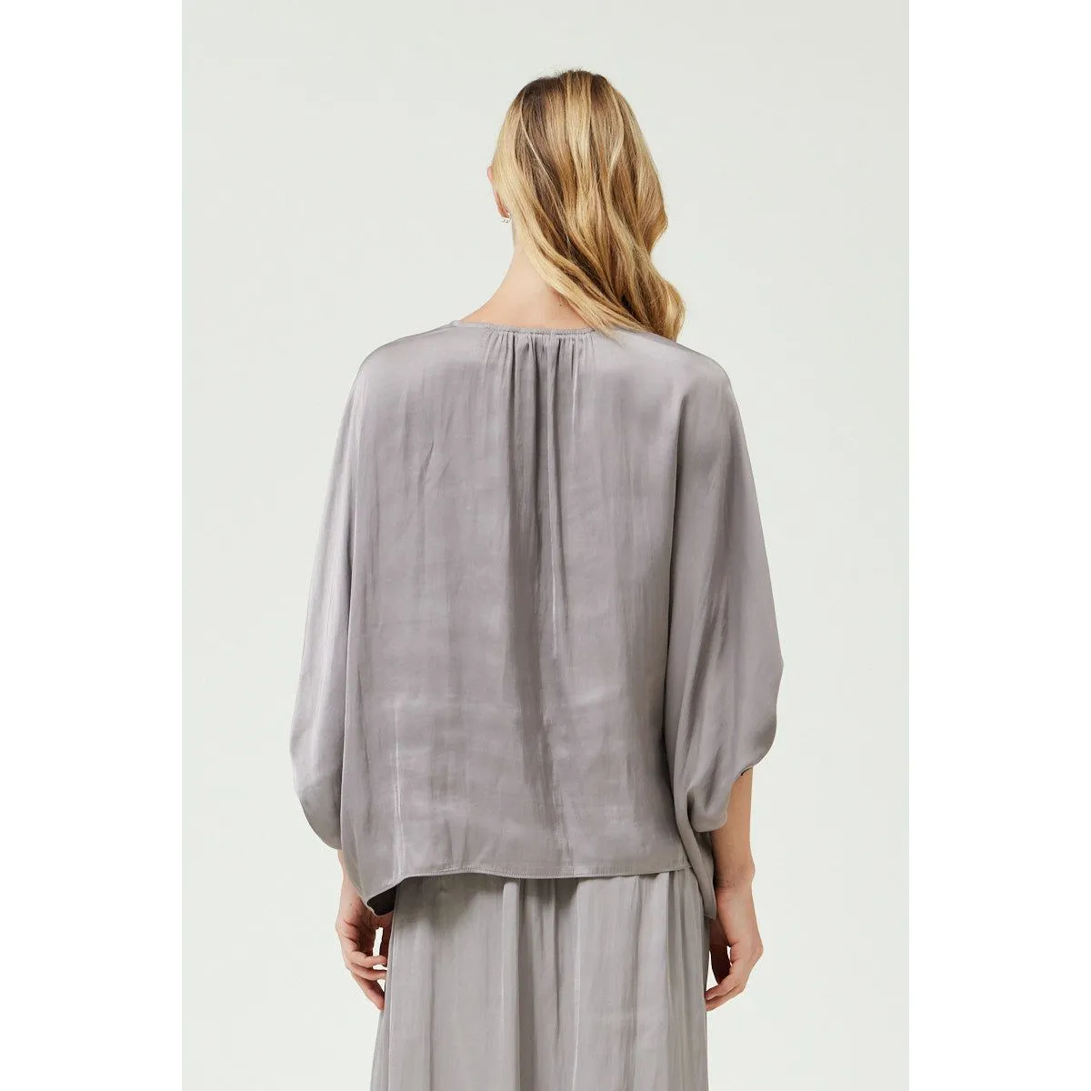 Susan Loose Sleeves Grade and Gather Blouse